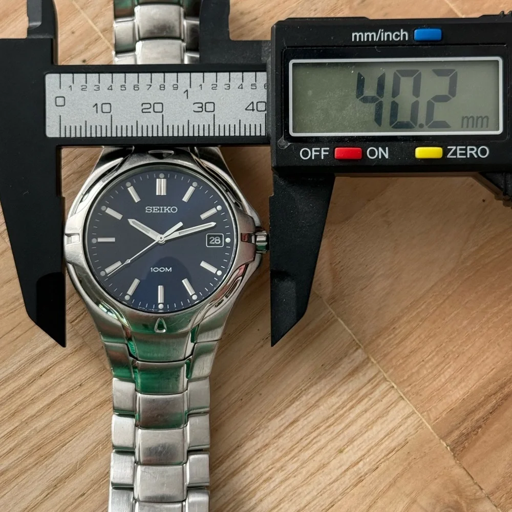 Seiko Vintage Men’s Watch Blue Dial Stainless Steel Bracelet Case Date Window